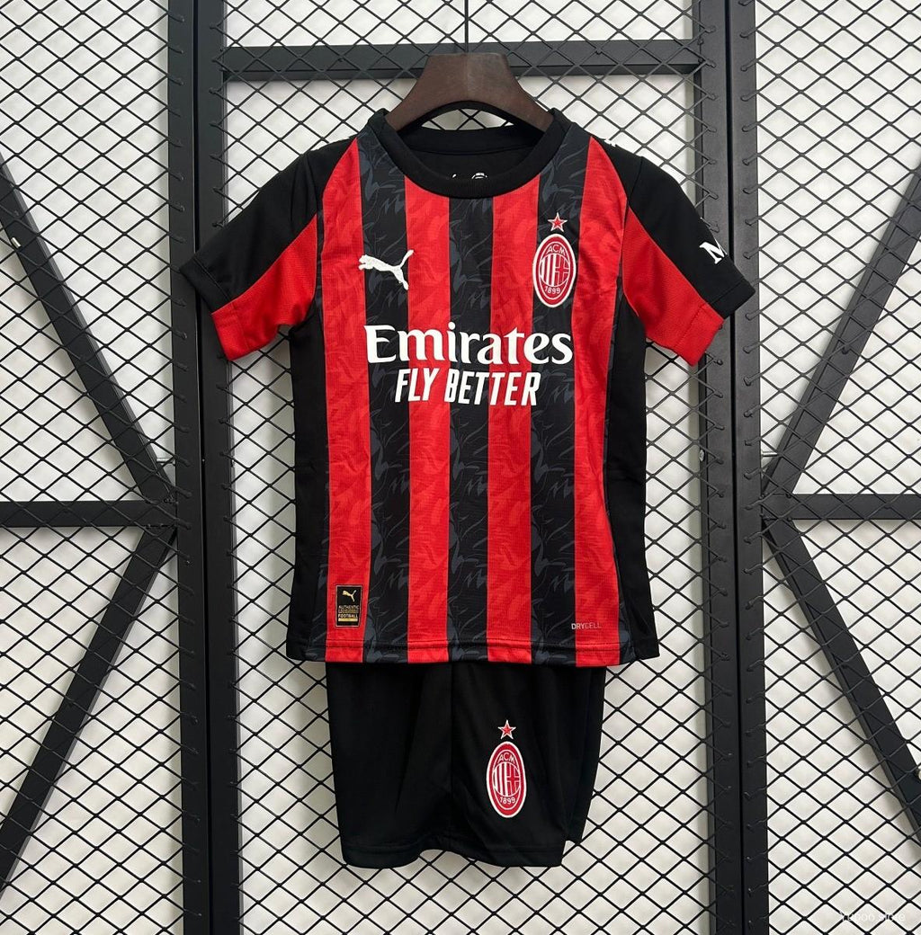 Kit Infantil Milan 25/26 Casa