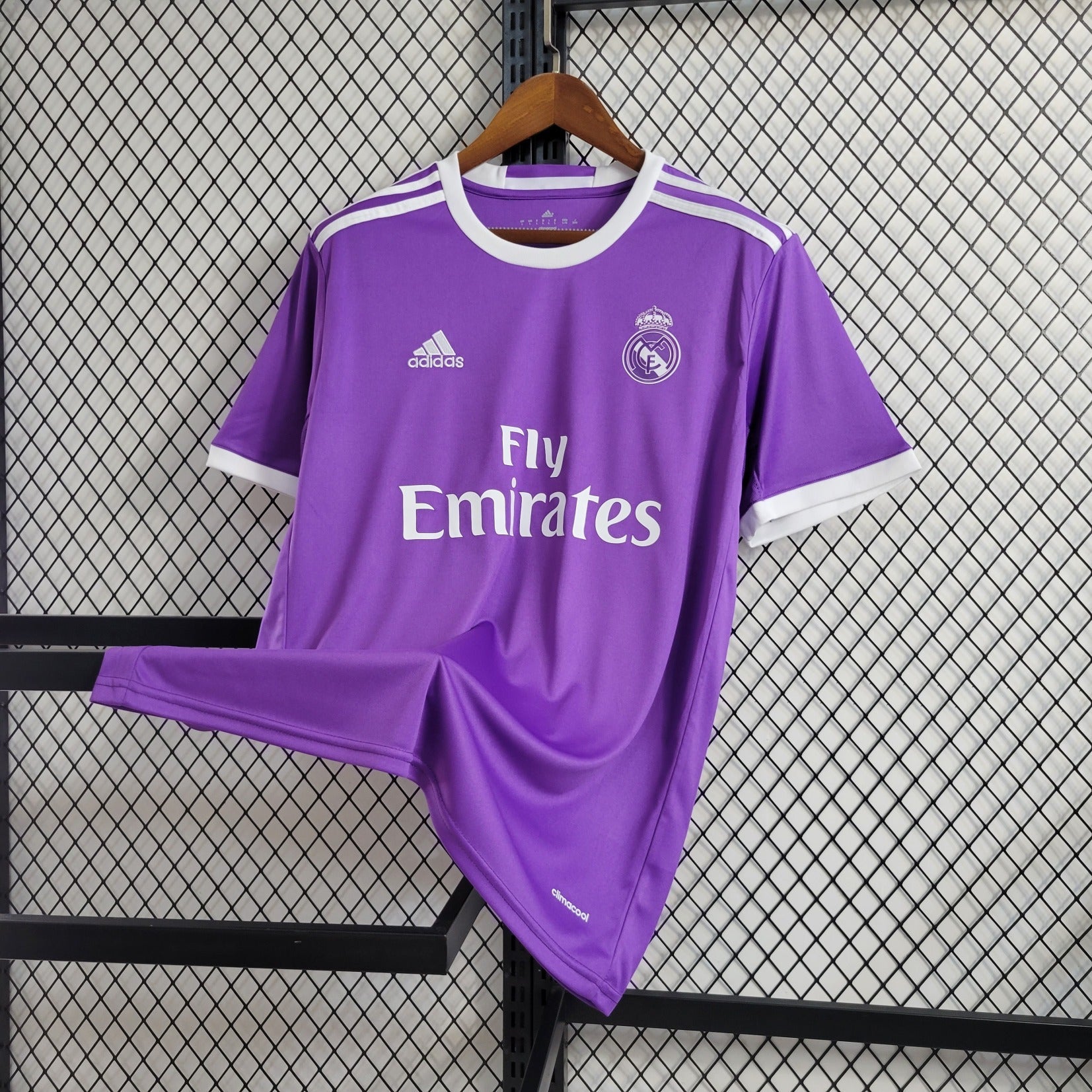 Camiseta Real Madrid 16/17 Fora - (Retro)