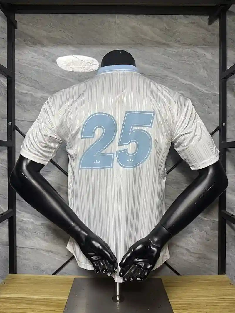 Camiseta Oasis Live '25 White n' Blue - (Jugador)