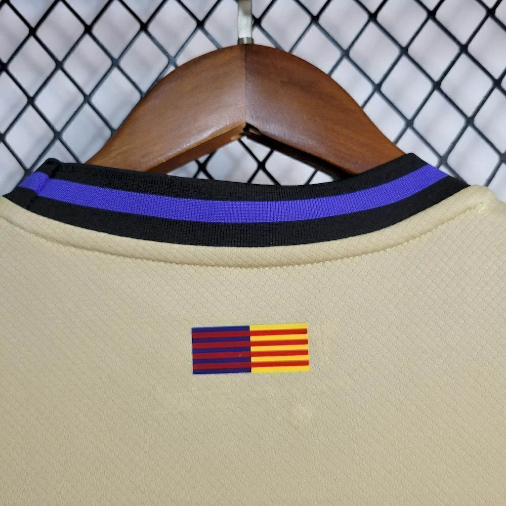 Camiseta Barcelona Fora 2026 - (Feminina)