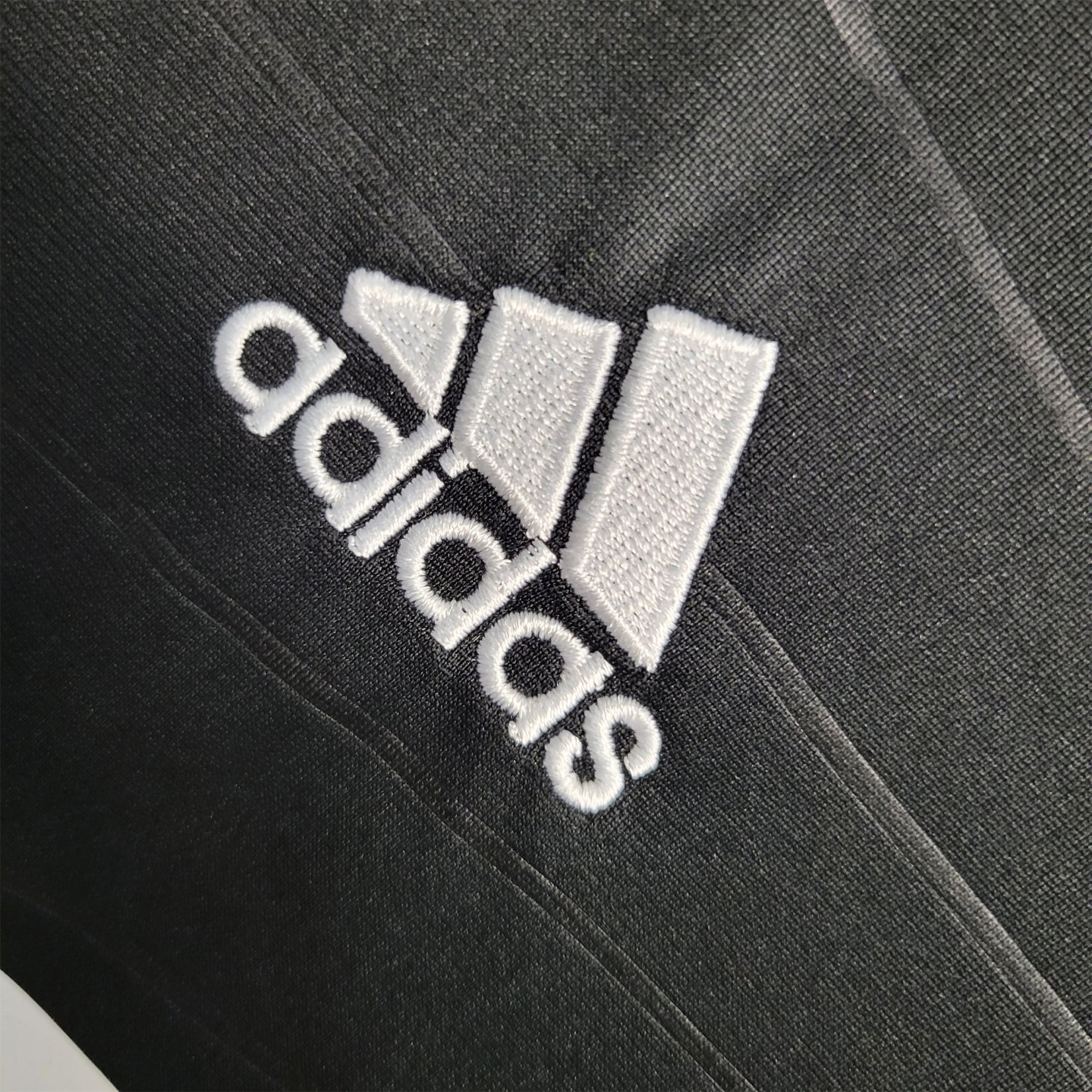 Camiseta Real Madrid 10/11 Fora - (Retro)