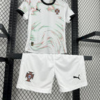 Kit Infantil Portugal 2025 Fora