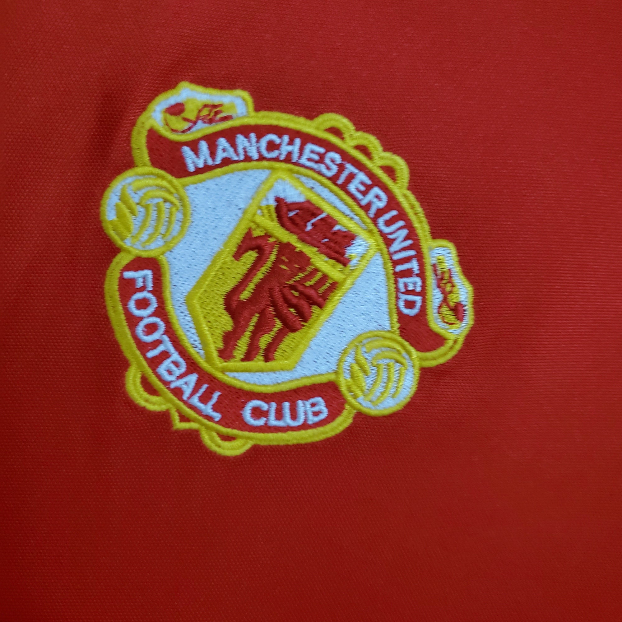 Camiseta Manchester United Titular 85/86 - Versión (Retro)