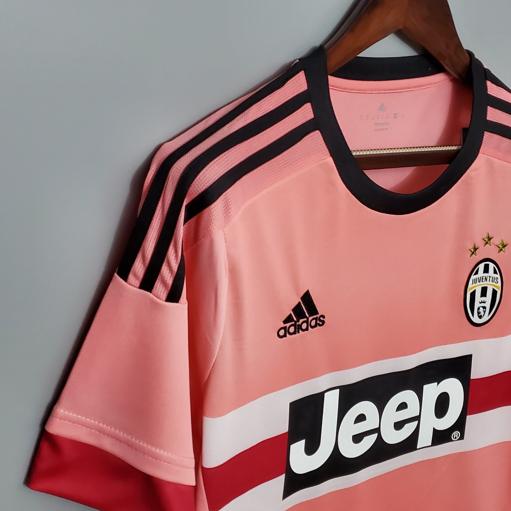 Camiseta Juventus 15/16 Fora - (Retro)