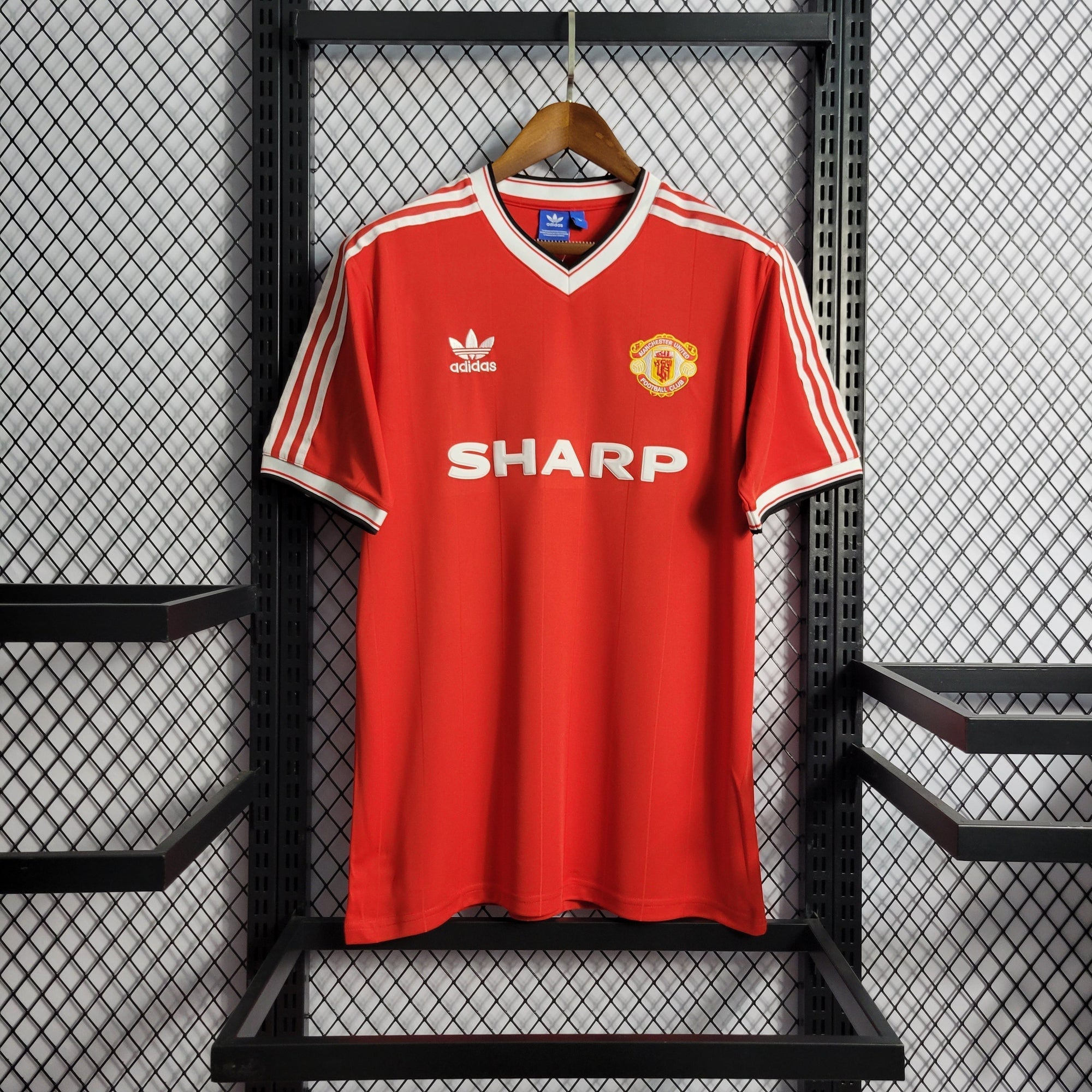 Camiseta Manchester United Titular 1984 - Versión (Retro)