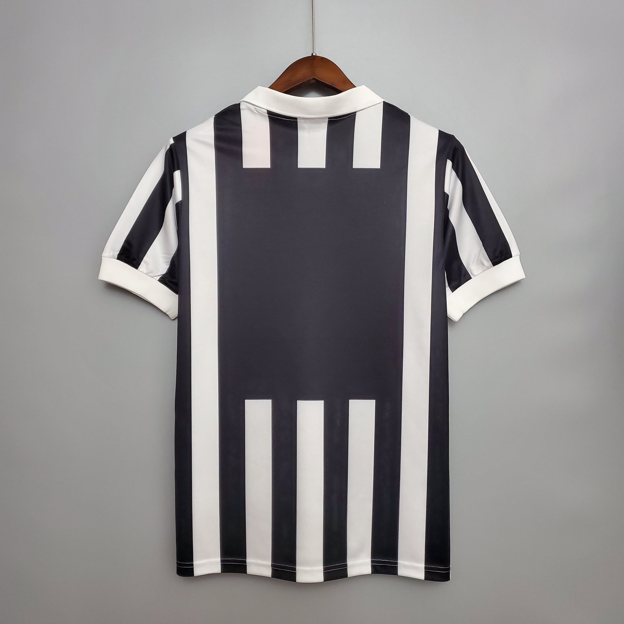 Camiseta Juventus 84/85 Casa - (Retro)