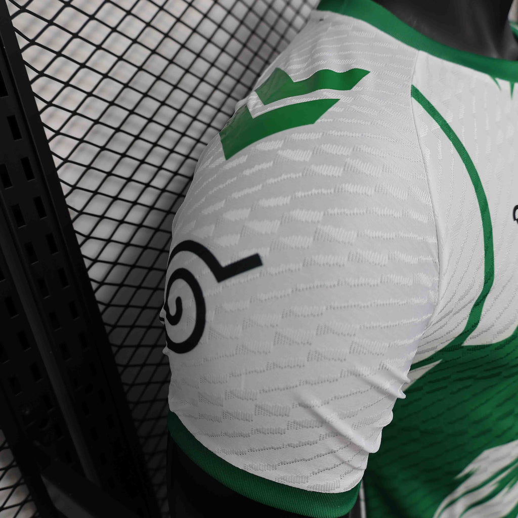 Camiseta Real Betis 24/25 Pré-Jogo (Naruto) - (Jugador)