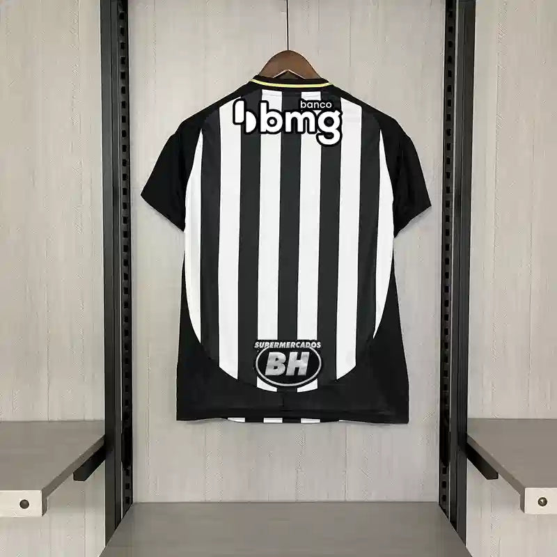 Camiseta Atlético-MG 2025 Casa (Todos os Patrocinios) - (Feminina)