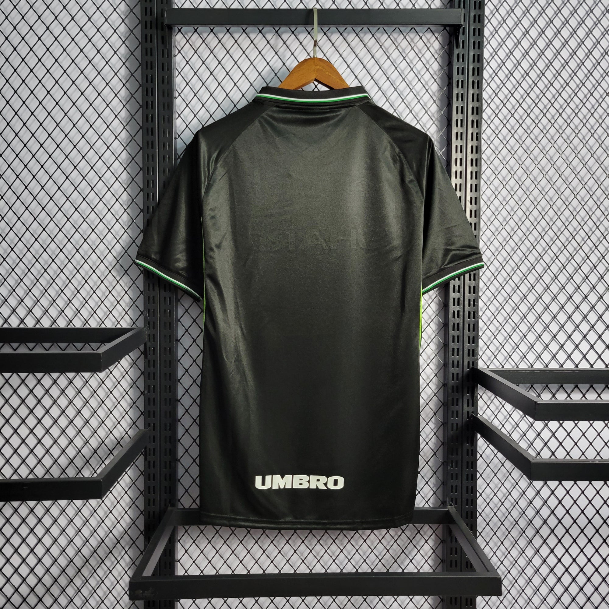 Camiseta Manchester United Reserva 1998 - Versión (Retro)