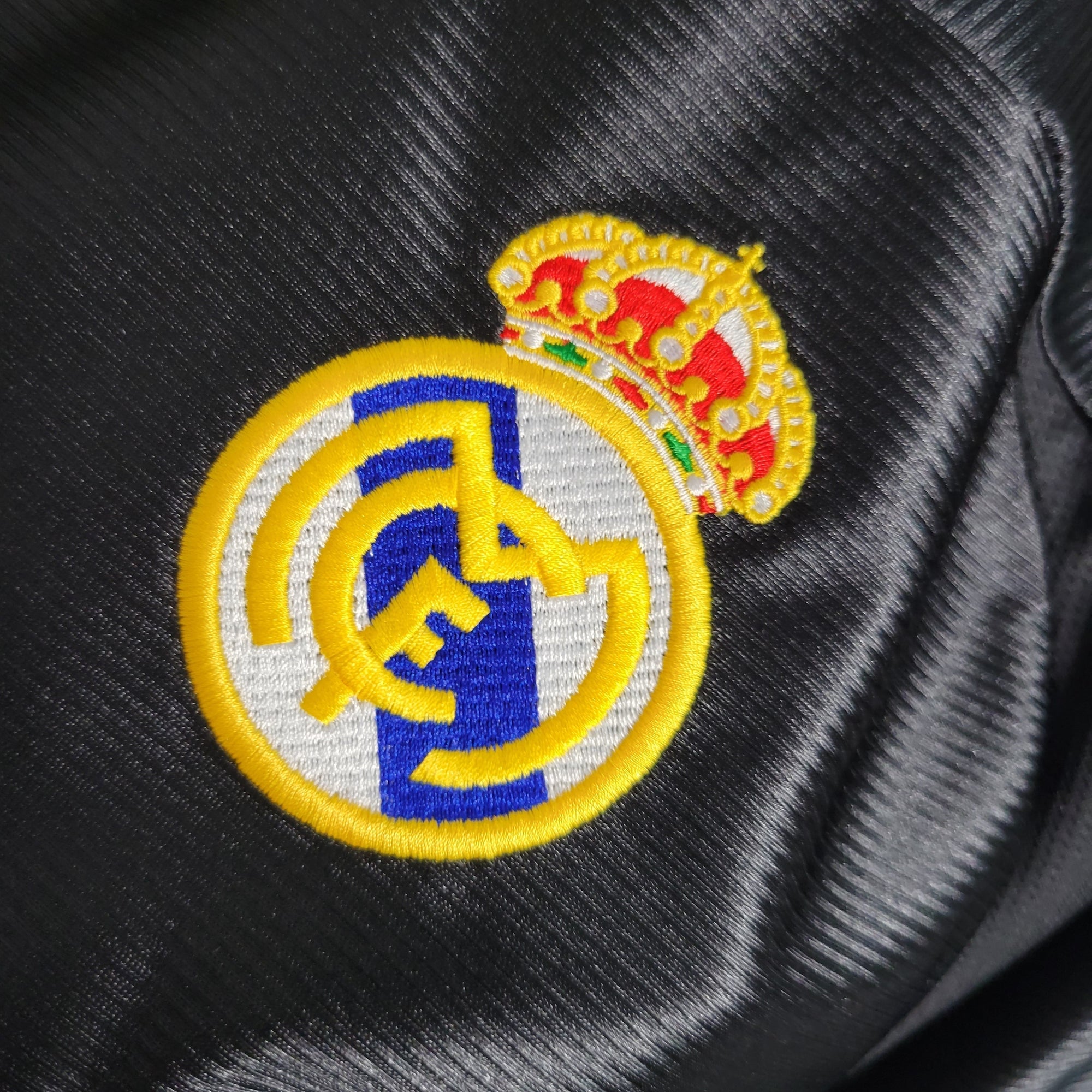 Camiseta Real Madrid 99/00/01 Fora - (Retro)