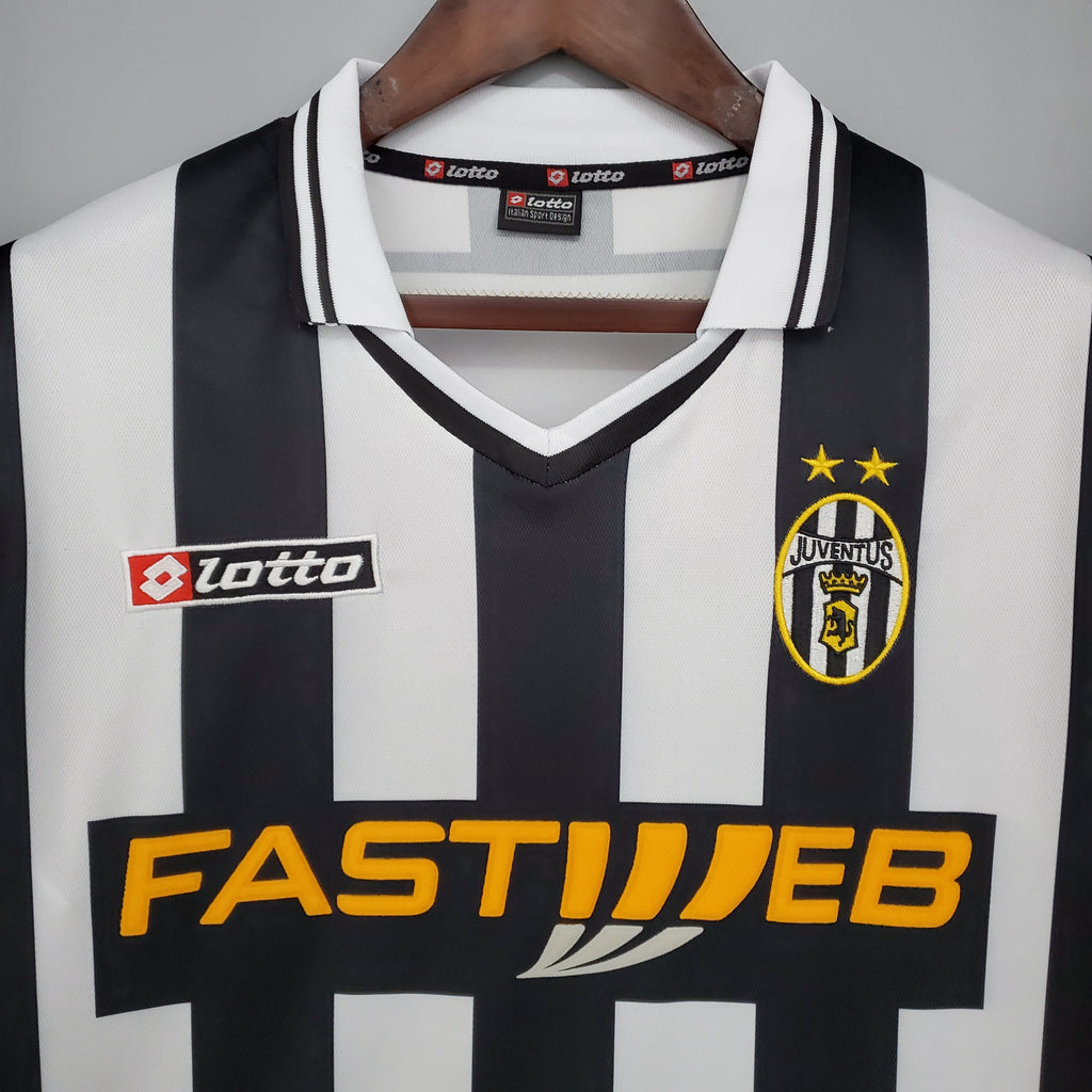 Camiseta Juventus 01/02 Casa - (Retro)