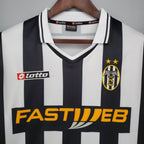 Camiseta Juventus 01/02 Casa - (Retro)