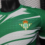 Camiseta Real Betis 24/25 Pré-Jogo (Naruto) - (Jugador)