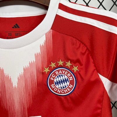 Kit Infantil Bayern de Munique 25/26 Casa
