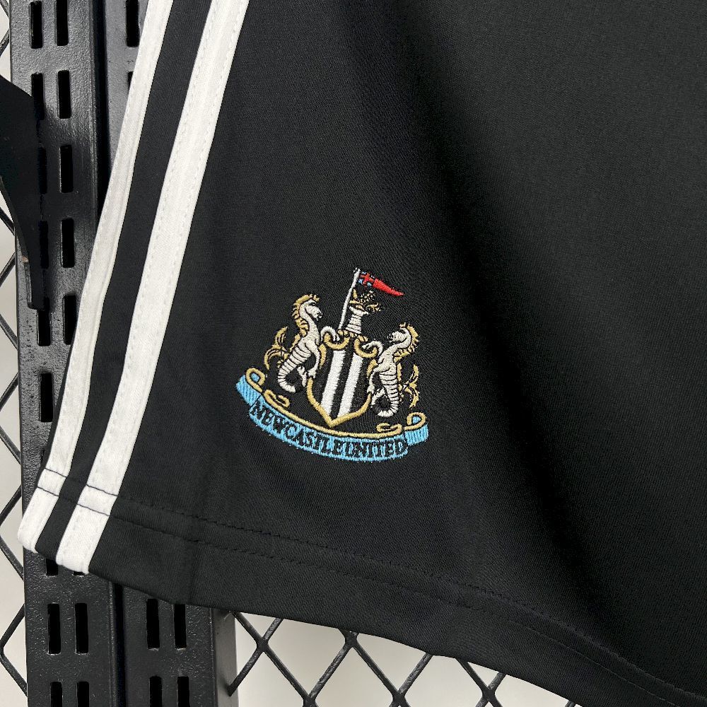 Shorts Newcastle 25/26 Casa - (Aficionado)