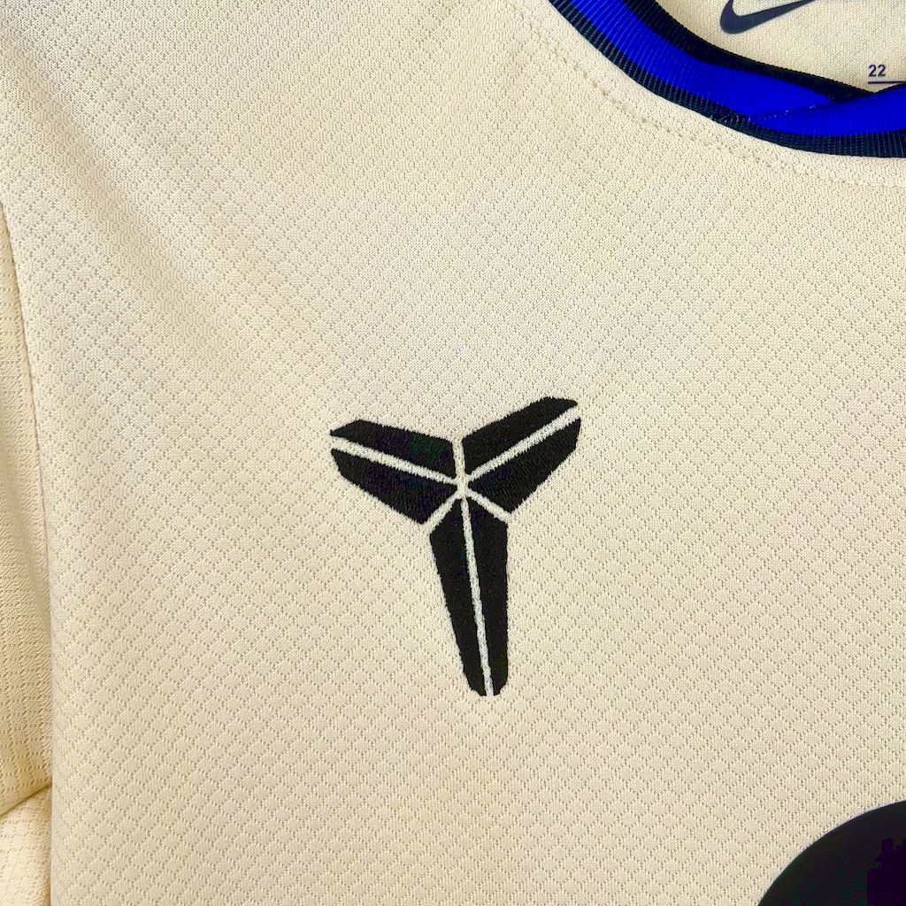 Kit Infantil Barcelona 25/26 Fora