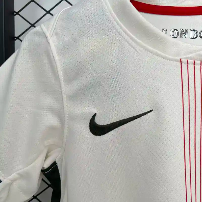 Kit Infantil Chelsea 25/26 Fora