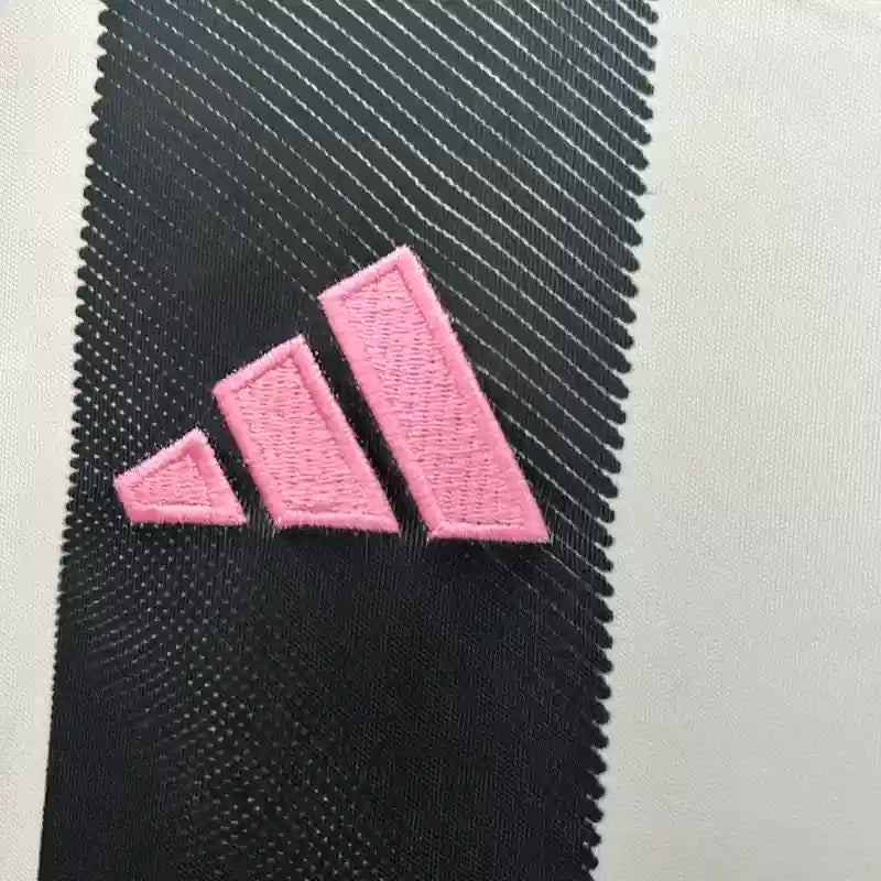 Kit Infantil Juventus 25/26 Casa