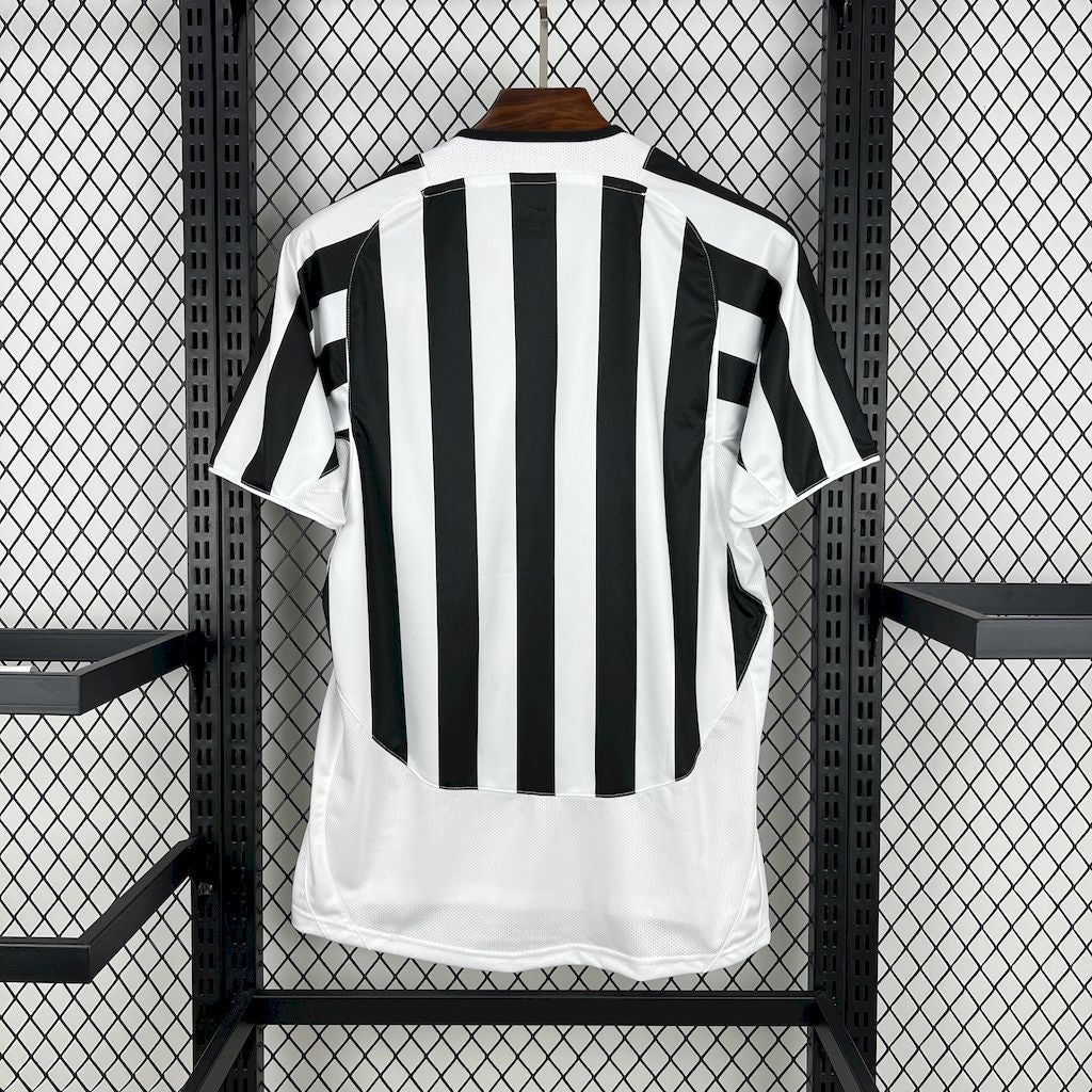 Camiseta Juventus 03/04 Casa - (Retro)