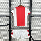 Kit Infantil Ajax 25/26 Casa