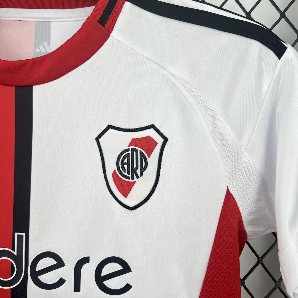 Kit Infantil River Plate 2025 Terceiro