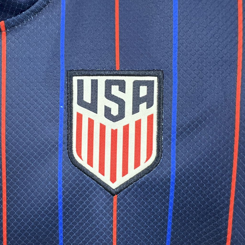 Kit Infantil Estados Unidos 2025 Fora