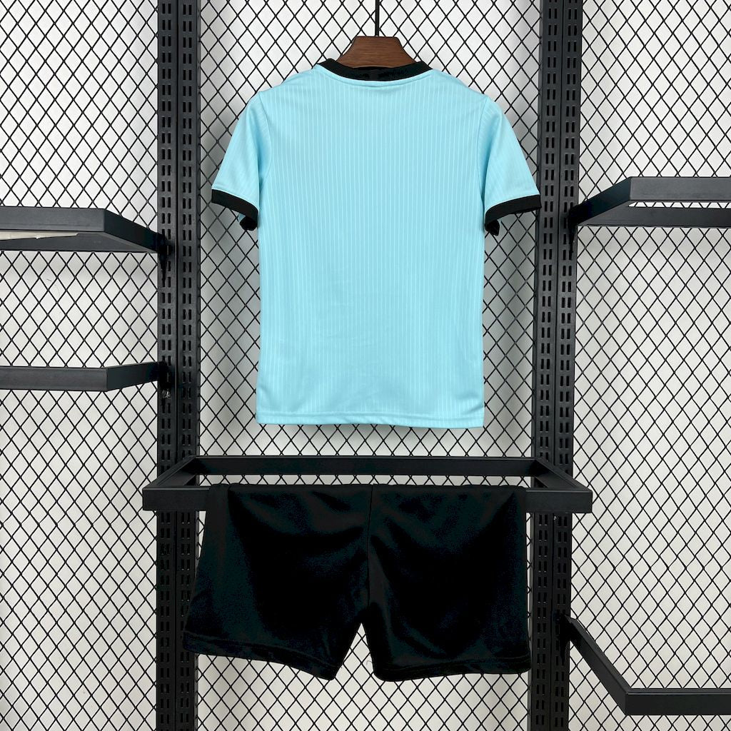 Kit Infantil Alemanha 2025 Cumpleaños 125 Años Portero Casa