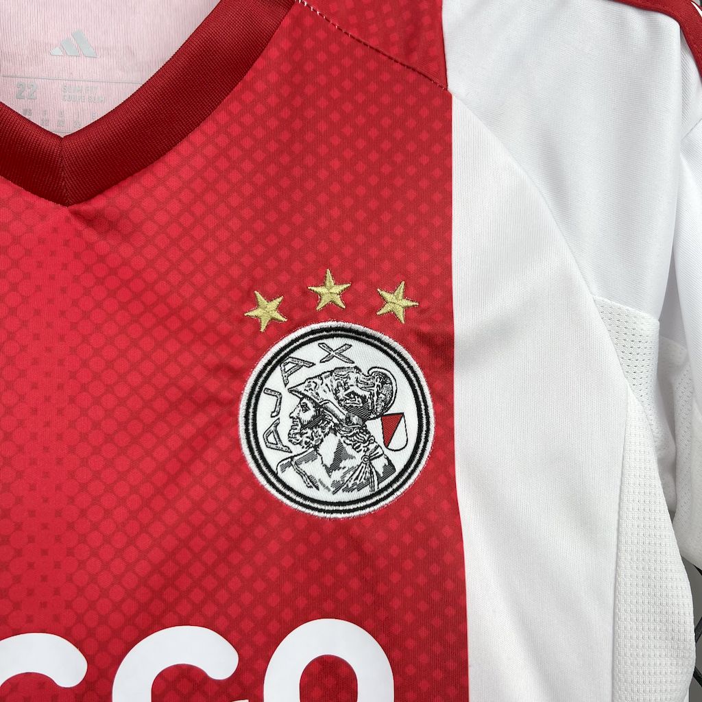 Kit Infantil Ajax 25/26 Casa