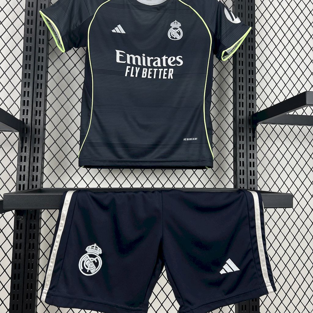 Kit Infantil Real Madrid 25/26 Fora