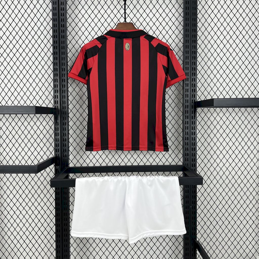 Kit Infantil Milan 2025 Cumpleaños 125 Años
