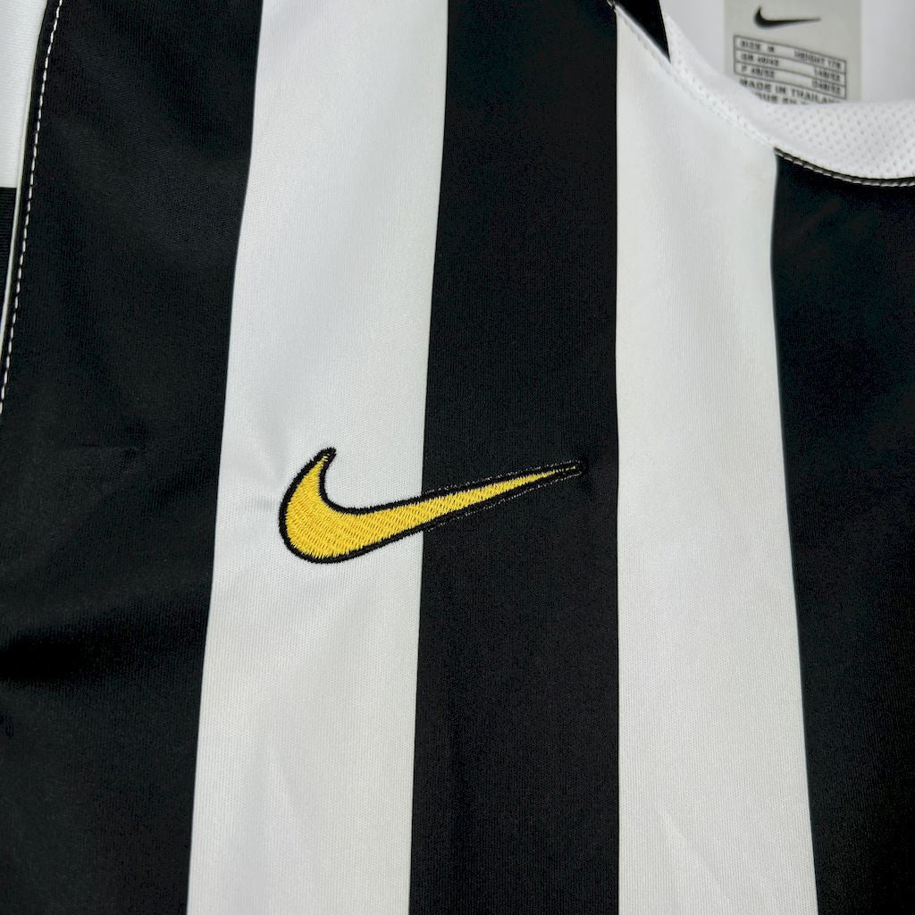 Camiseta Juventus 03/04 Casa - (Retro)