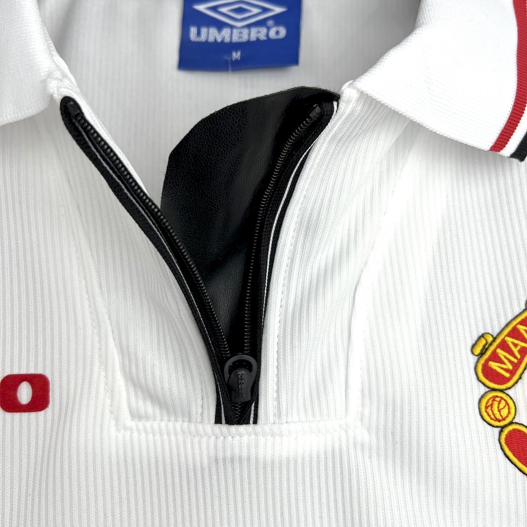 Camiseta Manchester united Branca 98/99 - Versión (Retro)