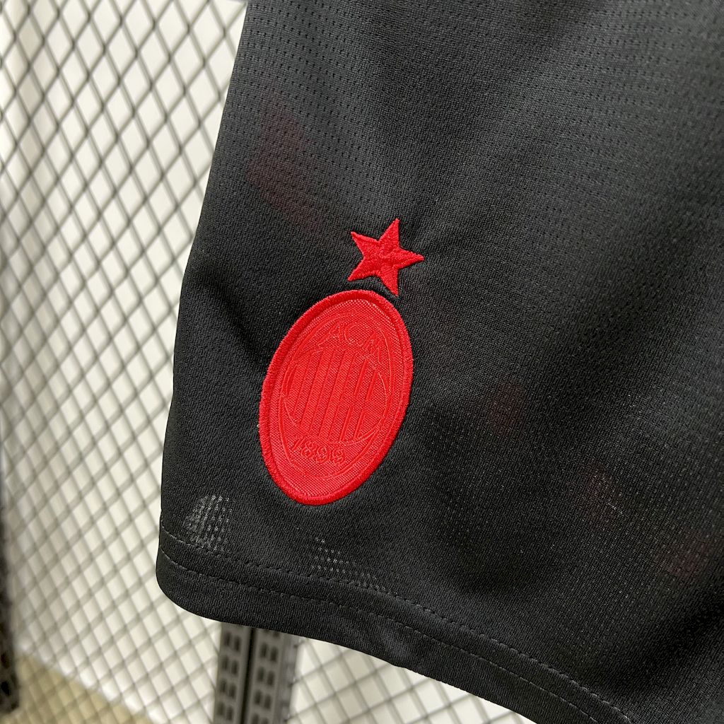 Kit Infantil Milan 25/26 Edición Especial