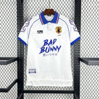 Camiseta Japão 1998 Fora (Bad Bunny) - (Retro)