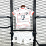 Kit Infantil Bayern de Munique 25/26 Fora