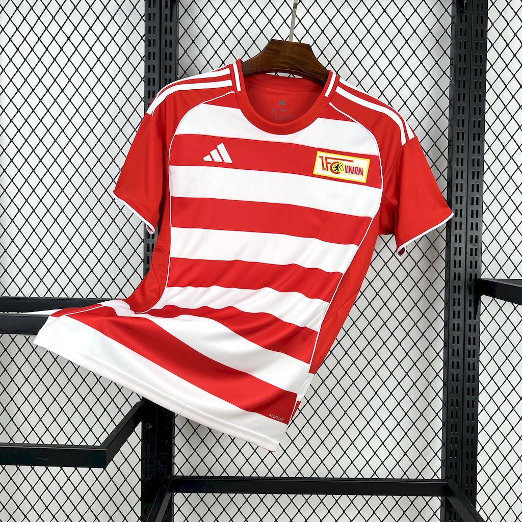 Camiseta Union Berlin 25/26 Casa (Sem Patrocinio) - (Aficionado)