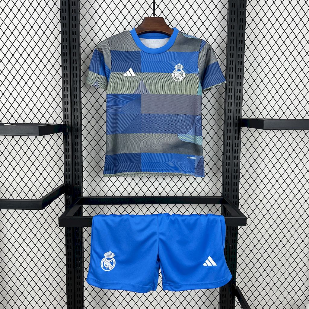 Kit Infantil Real Madrid 25/26 Pré-Jogo