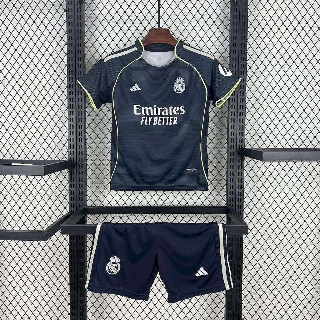 Kit Infantil Real Madrid 25/26 Fora