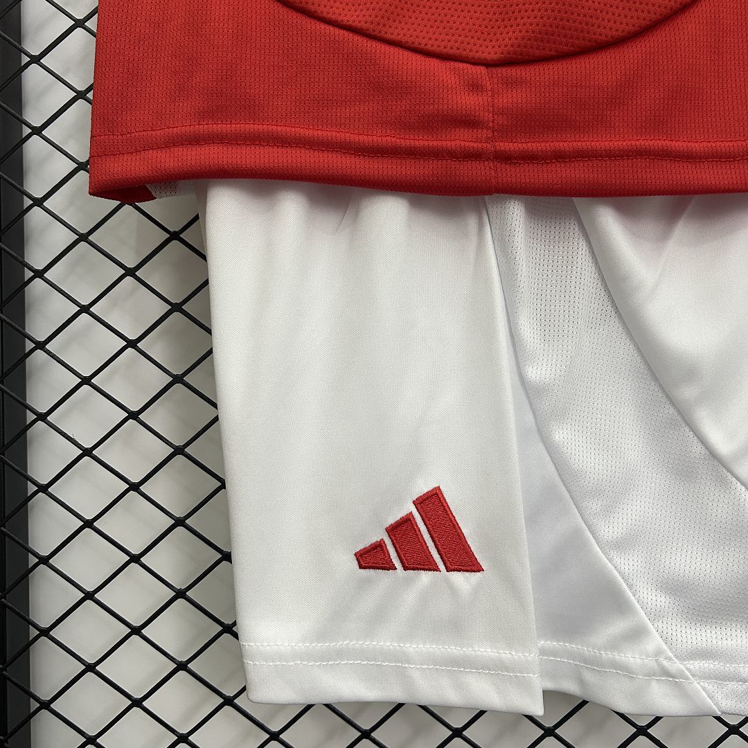 Kit Infantil Internacional 2025 Casa